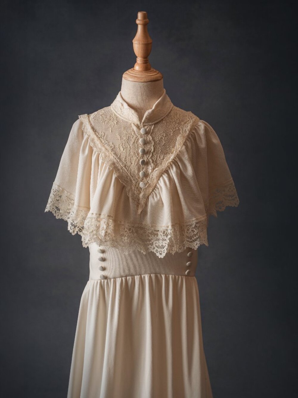 Vintage Gunne Sax style dress, tween/teen or small women, wedding